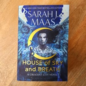 House of Sky and Breath by Sarah J. Maas fantasy romance book